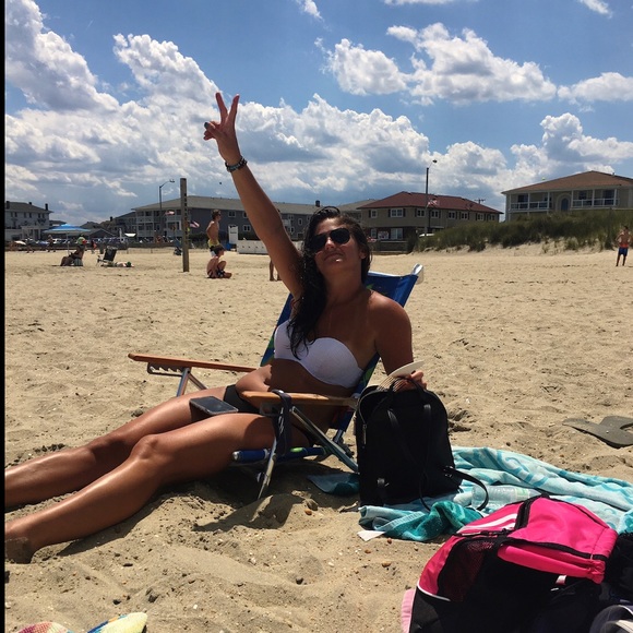 Meet your Posher, Lauren - Picture 5 of 16